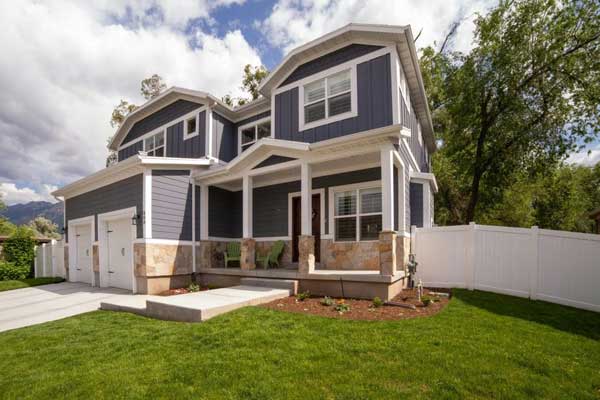 Hardscape Ideas for the Front of Your House 